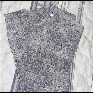 Lululemon luxtreme size 8